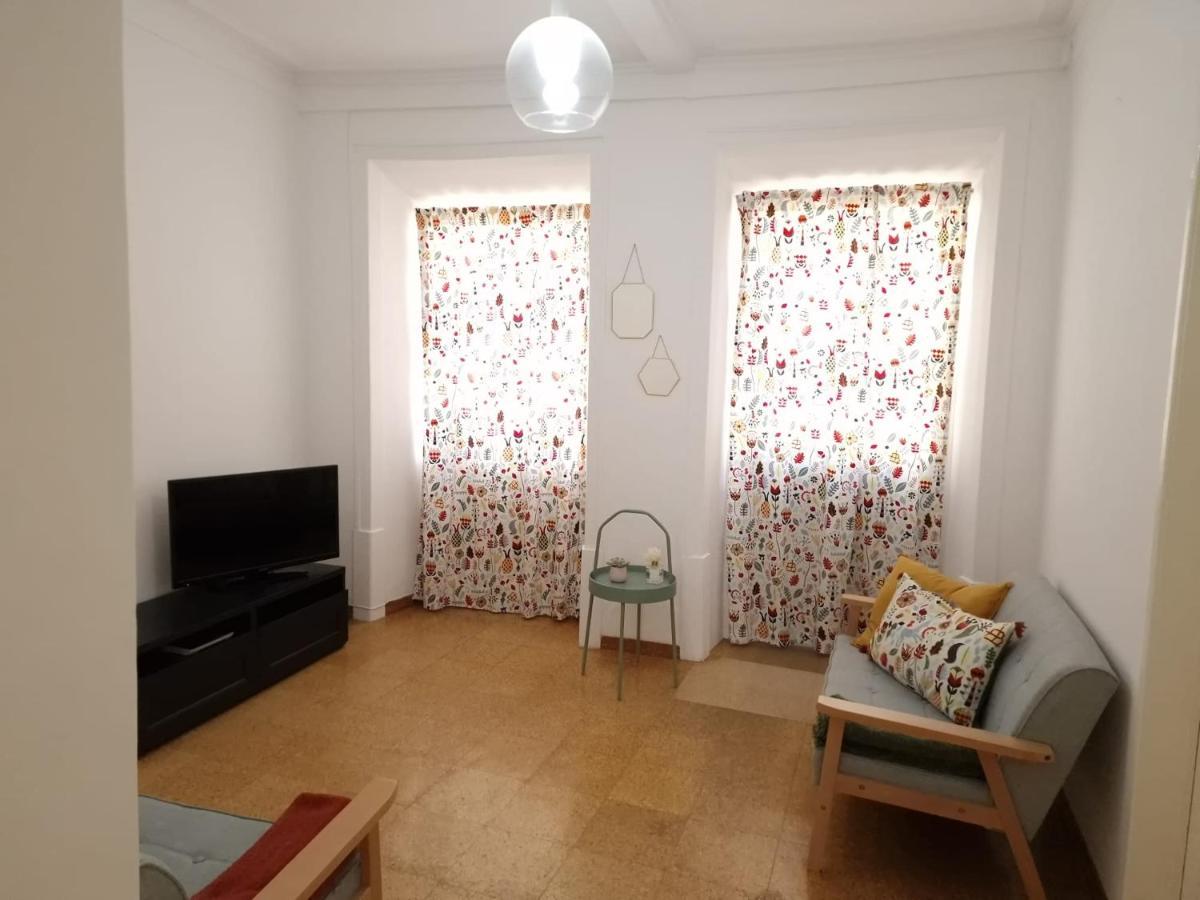 Casa Pisa Flores - Praia Da Назаре Екстериор снимка