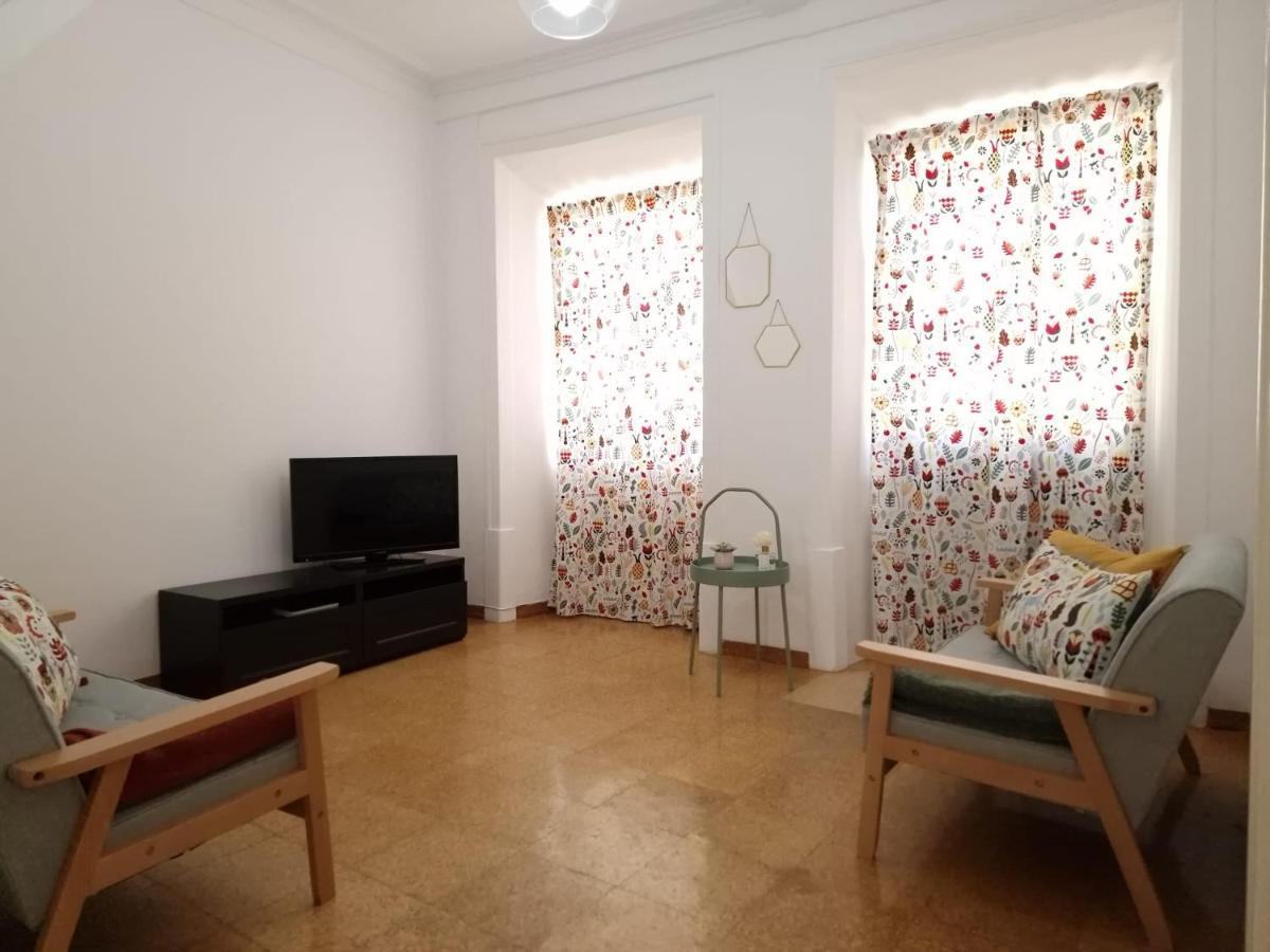Casa Pisa Flores - Praia Da Назаре Екстериор снимка
